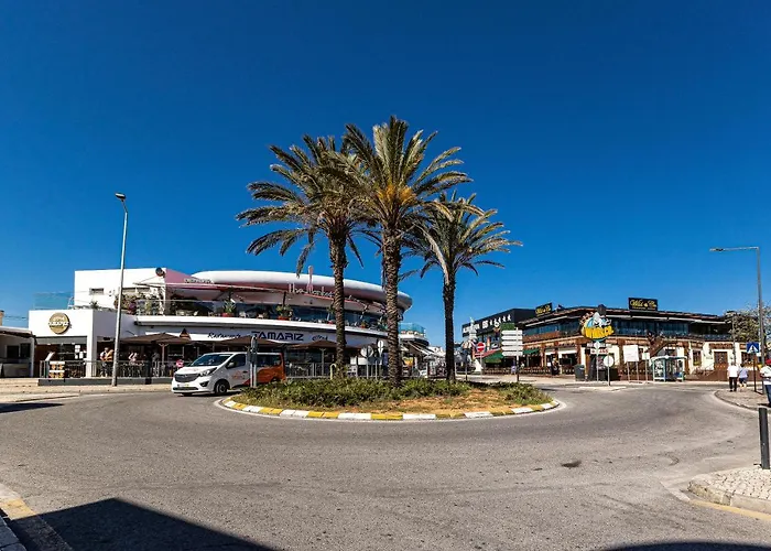 Window Paradise By Alzira * Albufeira