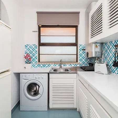 Apartment Window Paradise By Alzira Albufeira